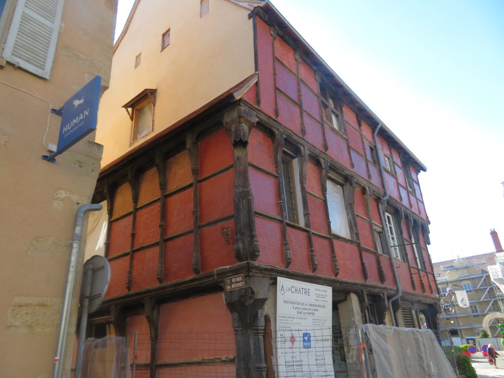 Maison du chevalier d'Ars puis Maison Rouge - La Châtre (Berry)- avril 2025t Tirage privé. 