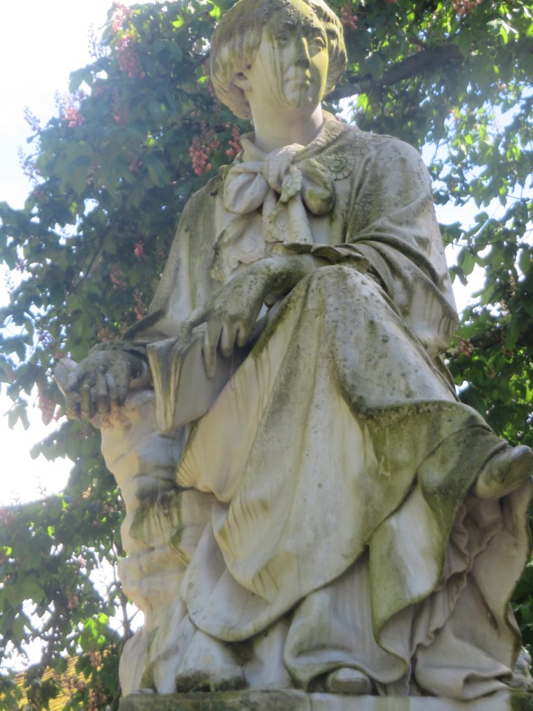 Statue George SAND - La Châtre ( Berry)- Tirage privé.