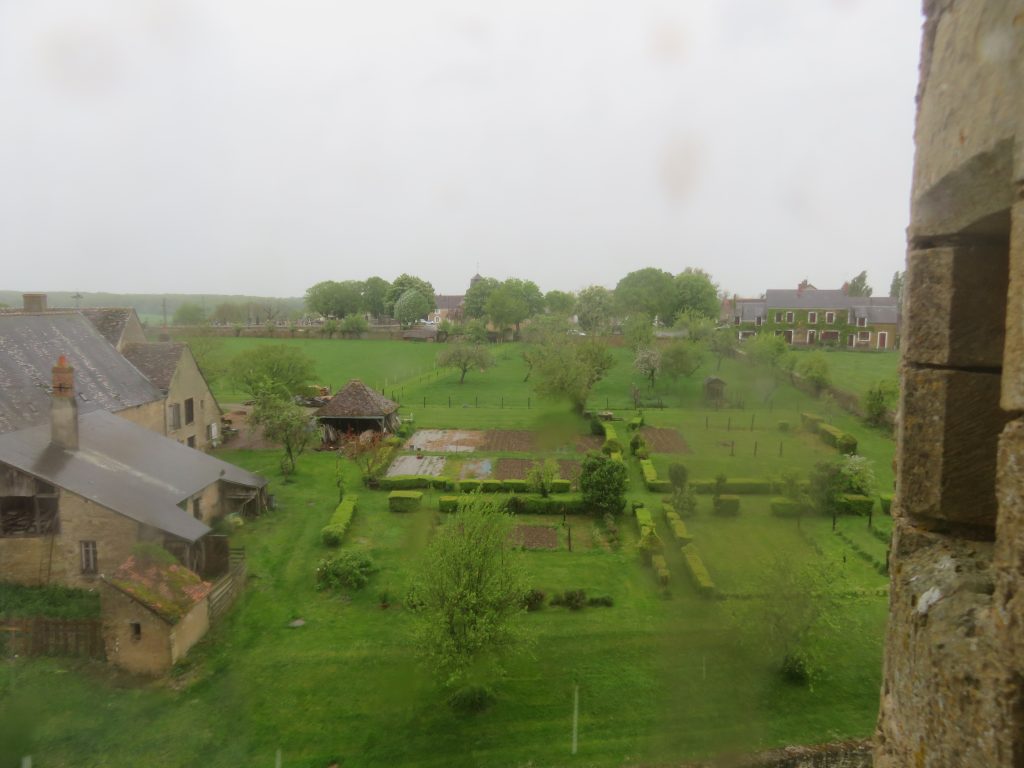 La Ferme, au pied du Château de Sarzay- Vue du 2e étage- Tirage privé.